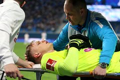 Получивший тяжелую травму вратарь ЦСКА перенес операцию