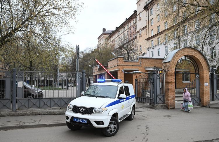 Задержание врачей клиники пластического хирурга Хайдарова