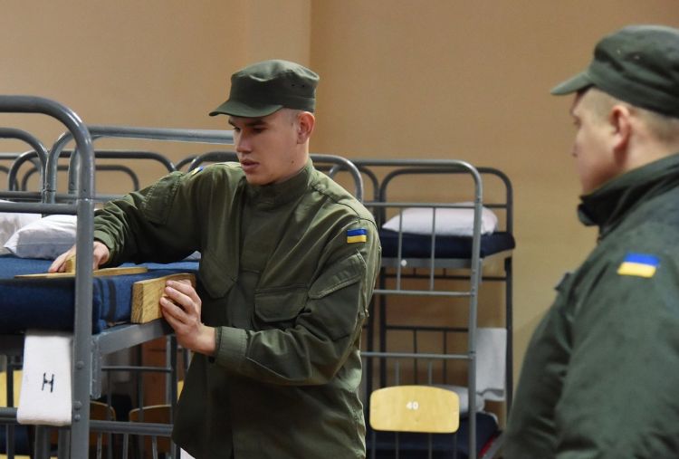 Зеленский подписал закон о мобилизации заключенных