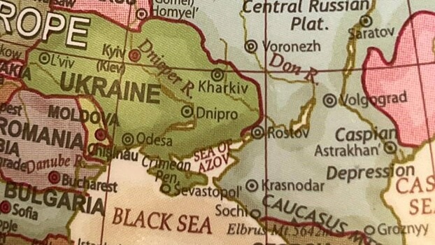 Biblioteka na sahaline vernet korejskomu konsulu nepravilnyj globus 6ecba70.jpg