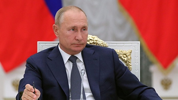 Putin potreboval povysit kachestvo platnogo priema v vuzy 5972df3.jpg