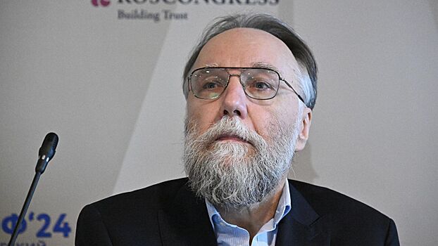 Vybrosili pinkom dugin o perepalke zelenskogo i trampa v belom dome 5c8770a.jpg
