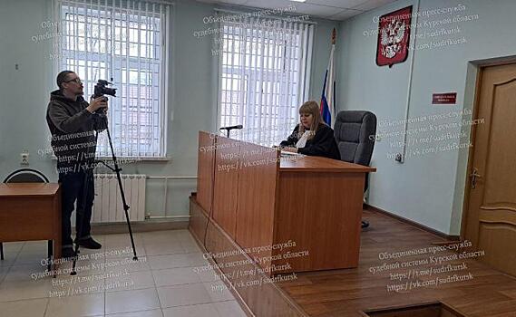 Blogera apacheva oshtrafovali na 70 tys za maternye nadpisi v sudzhe 3256a47.jpg