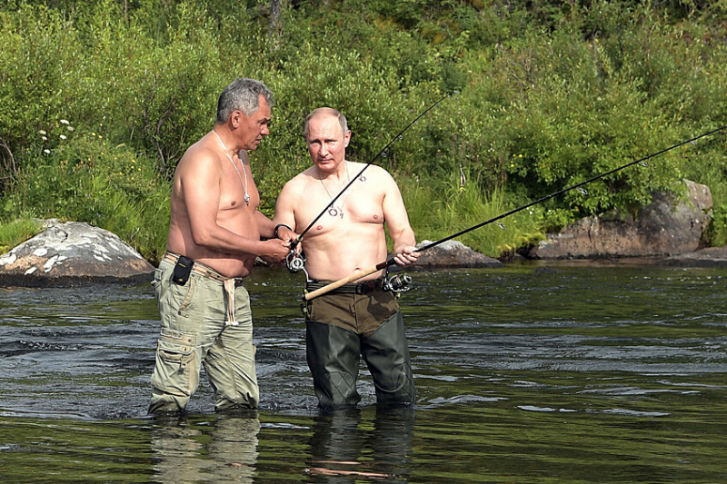 Главный спасатель и друг Путина: Сергею Шойгу — 70 лет