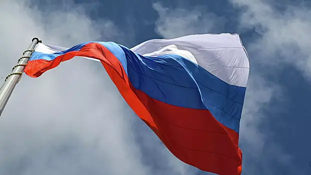 V jakutske podnjali rossijskij flag na samoj vysokoj tochke goroda e8f8354.webp