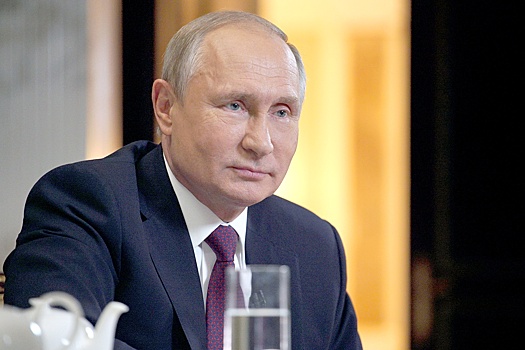 Putin nazval semju kraeugolnym kamnem obshhestva c66d8de.jpg