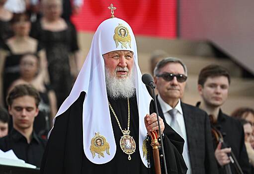 V rossii patriarh odobril zakonoproekt o podderzhke grazhdanskih zhen pavshih bojcov svo 1184b34.jpg
