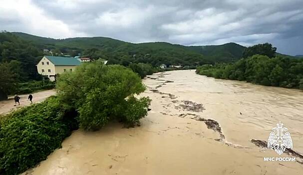 Anomalnye dozhdi obrushilis na rossijskij region 30b4b34.jpg